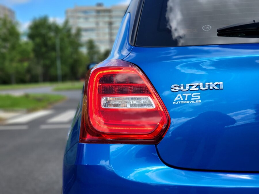
								SUZUKI SWIFT GLX CVT full									