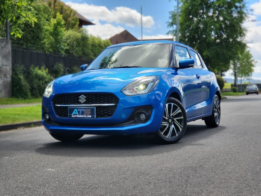 
								SUZUKI SWIFT GLX CVT full									