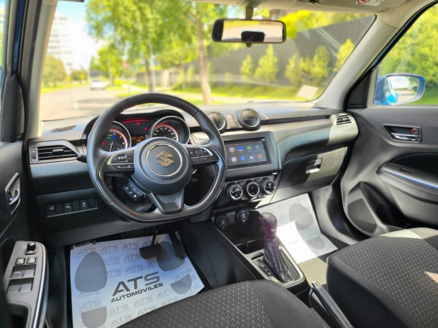 
								SUZUKI SWIFT GLX CVT full									