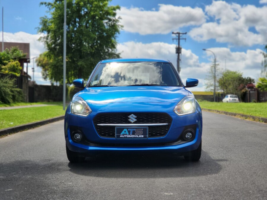 
								SUZUKI SWIFT GLX CVT full									