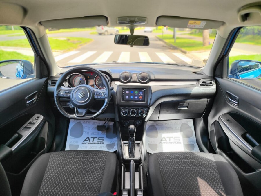 
								SUZUKI SWIFT GLX CVT full									