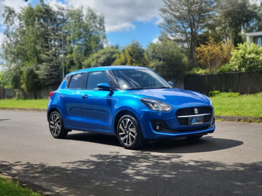 
								SUZUKI SWIFT GLX CVT full									