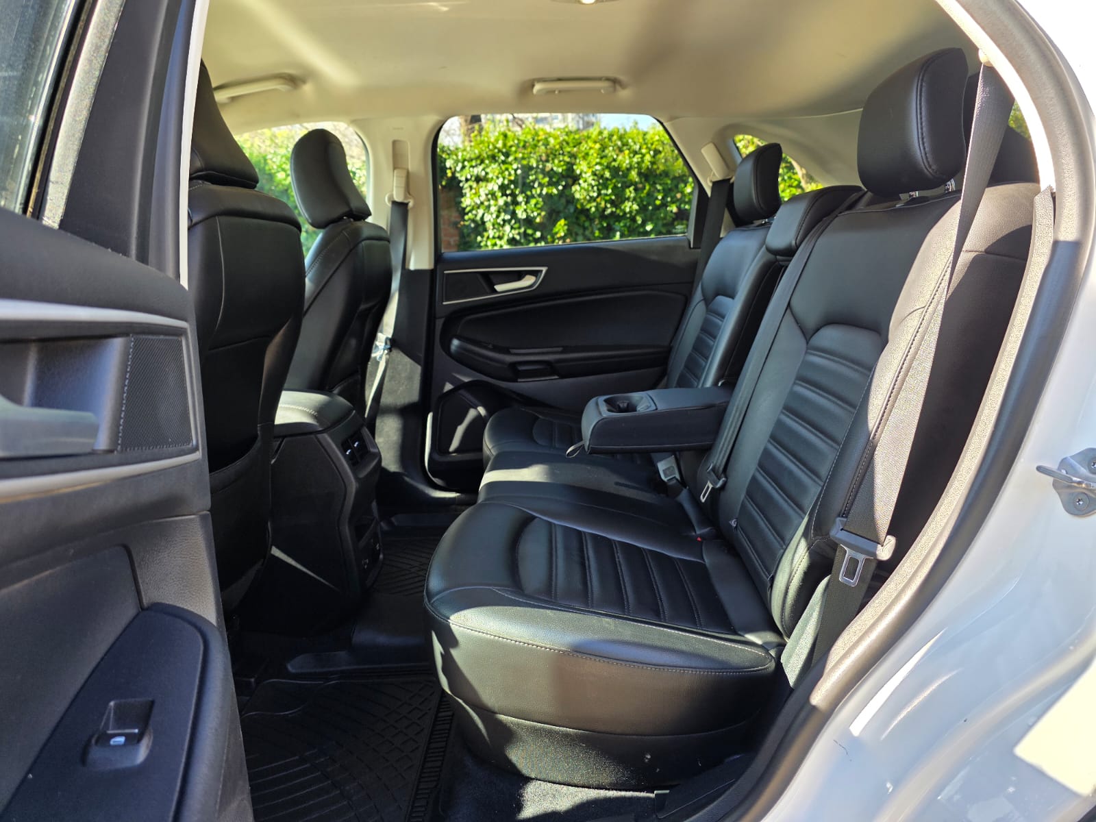 
								Ford Edge full									