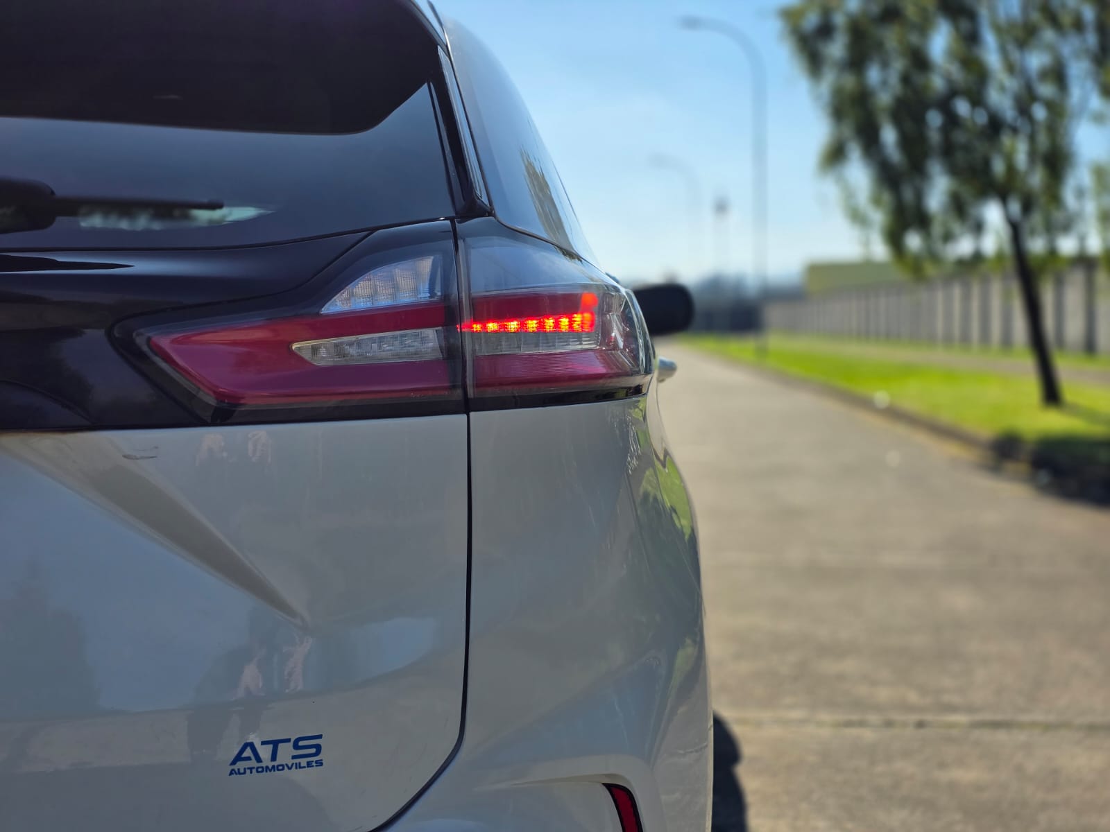 
								Ford Edge full									