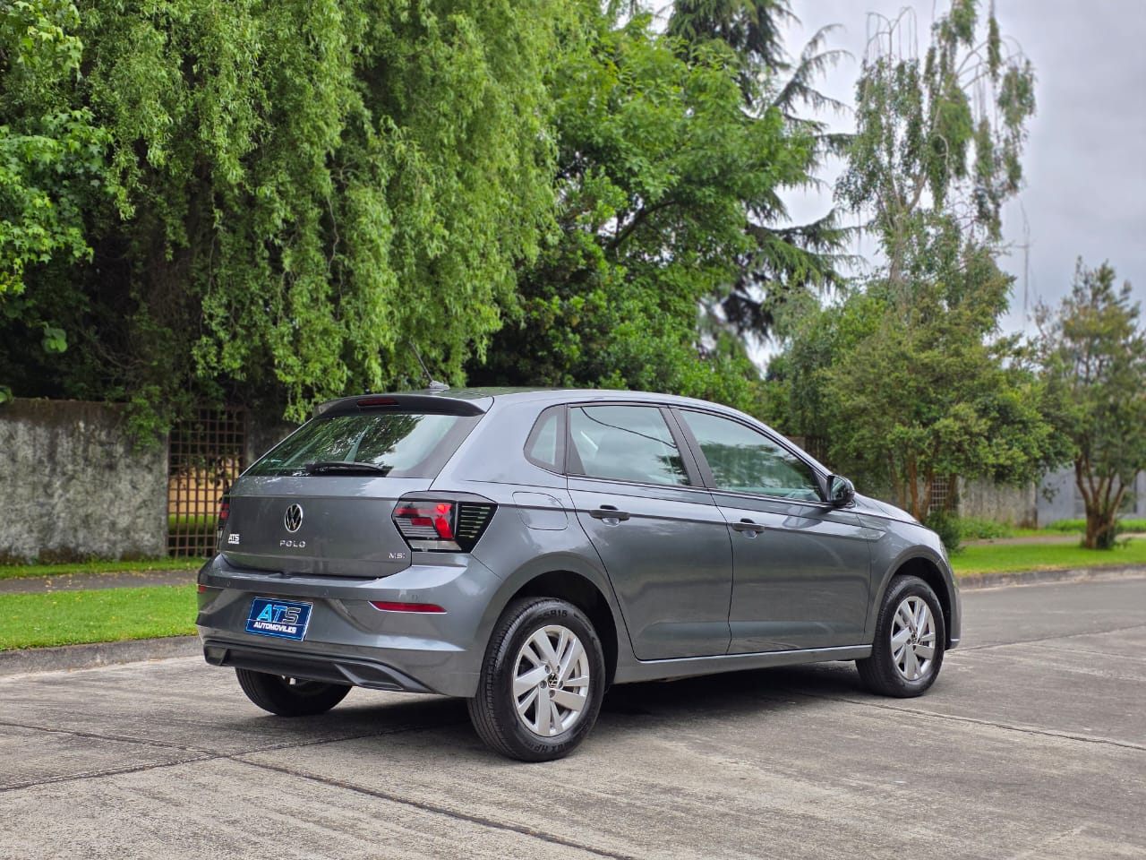 
								Volkswagen New Polo full									