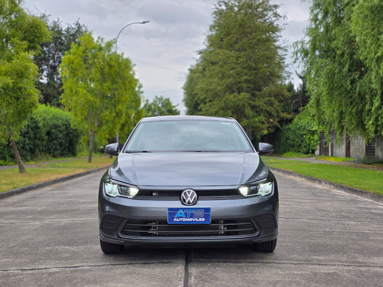 
								Volkswagen New Polo full									