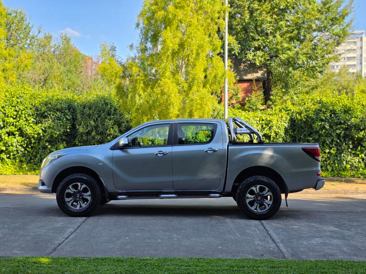 
								MAZDA NEW BT 50 SDX full									