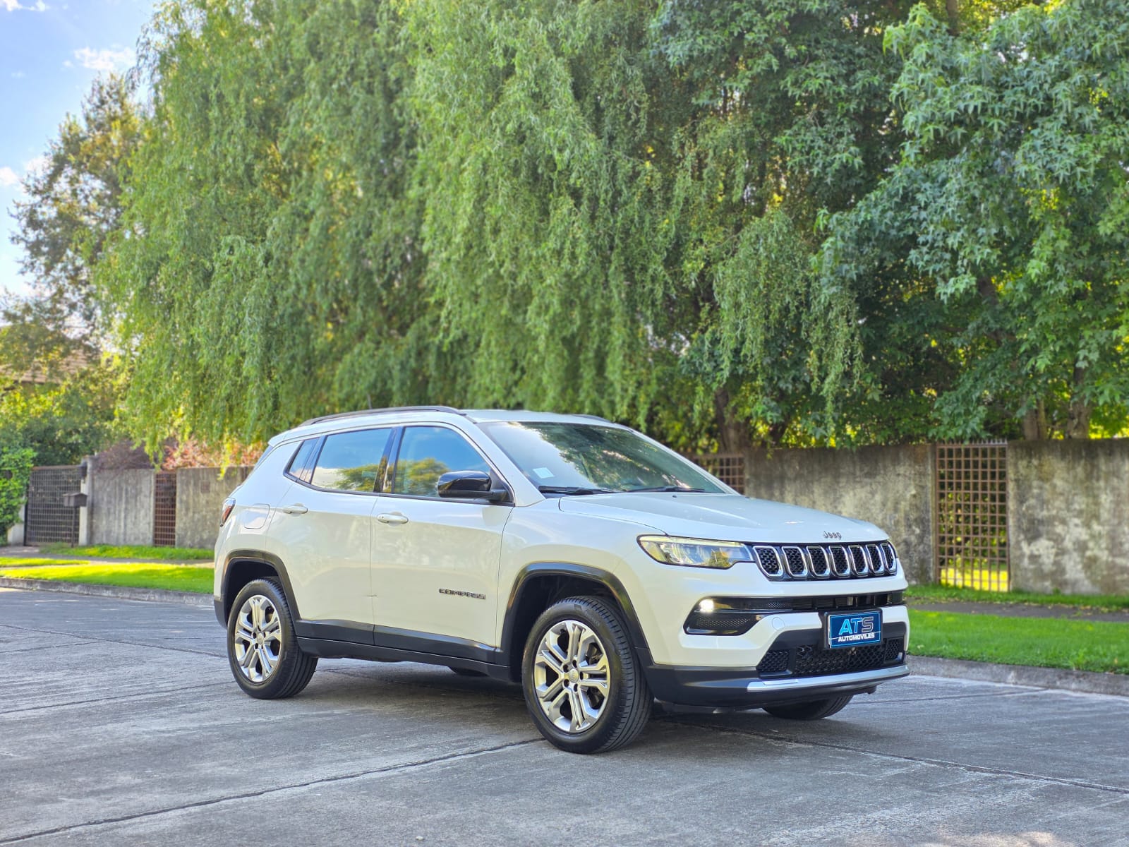 
								Jeep Compass Longitud full									