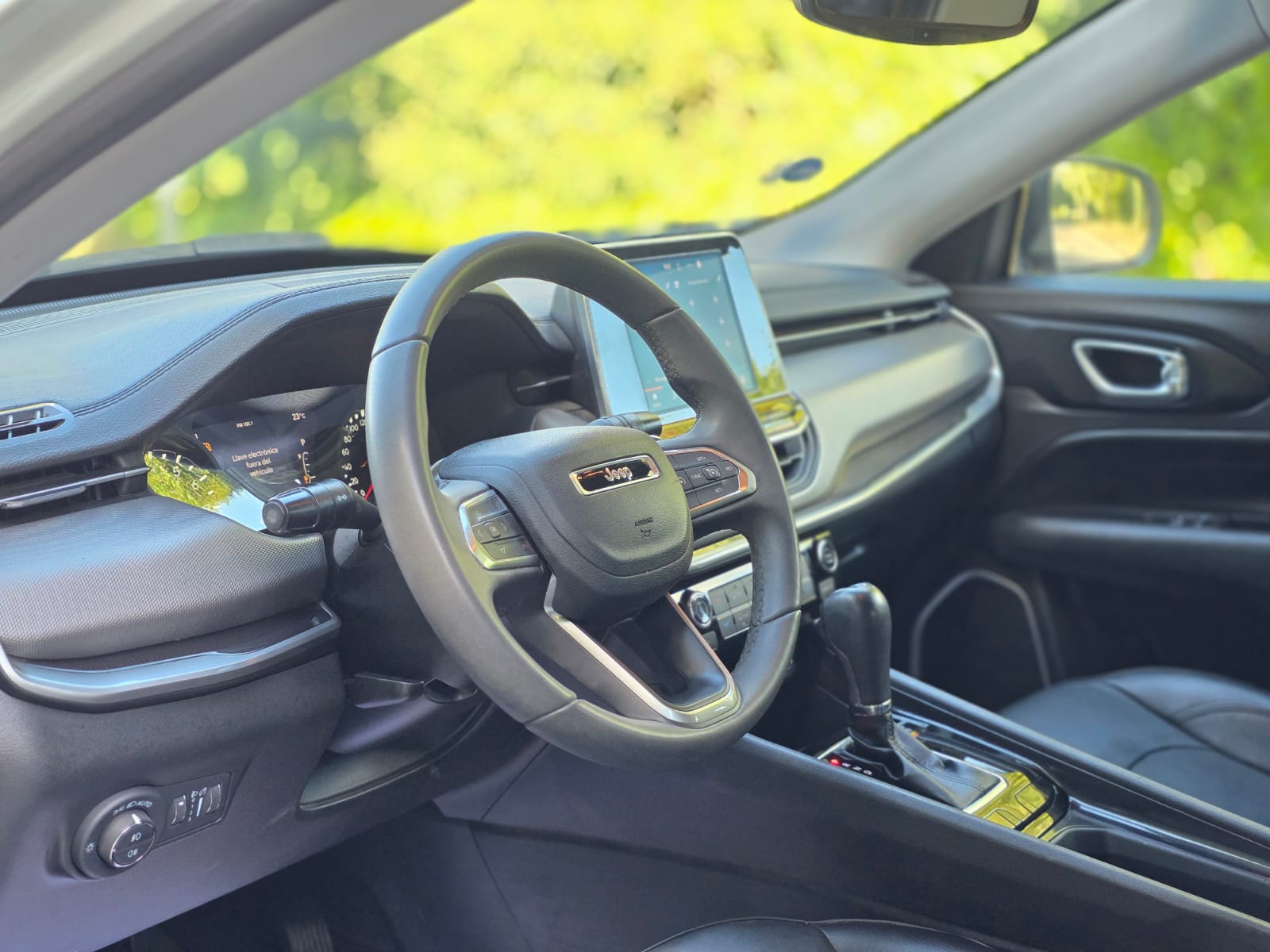 
								Jeep Compass Longitud full									