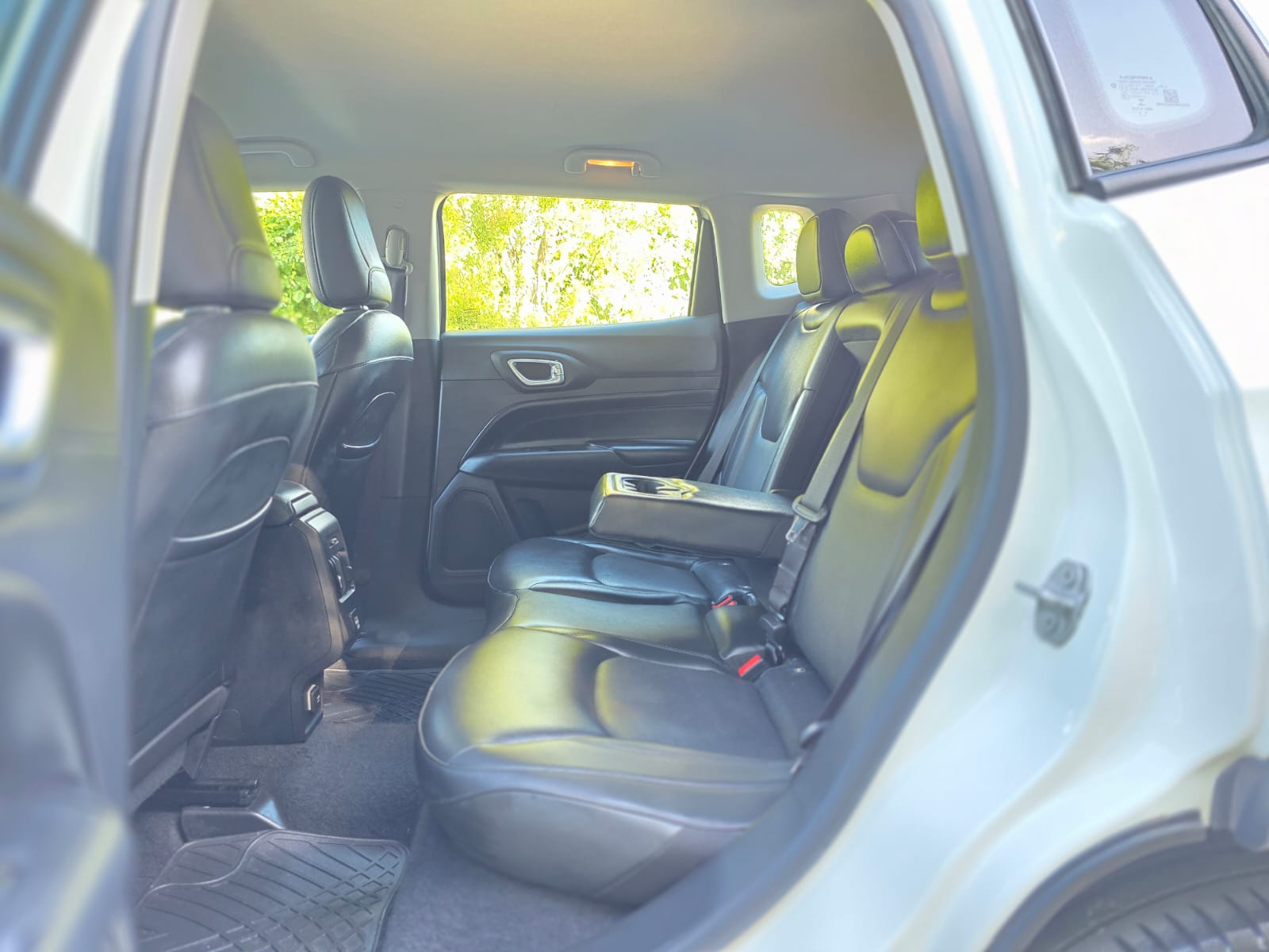 
								Jeep Compass Longitud full									