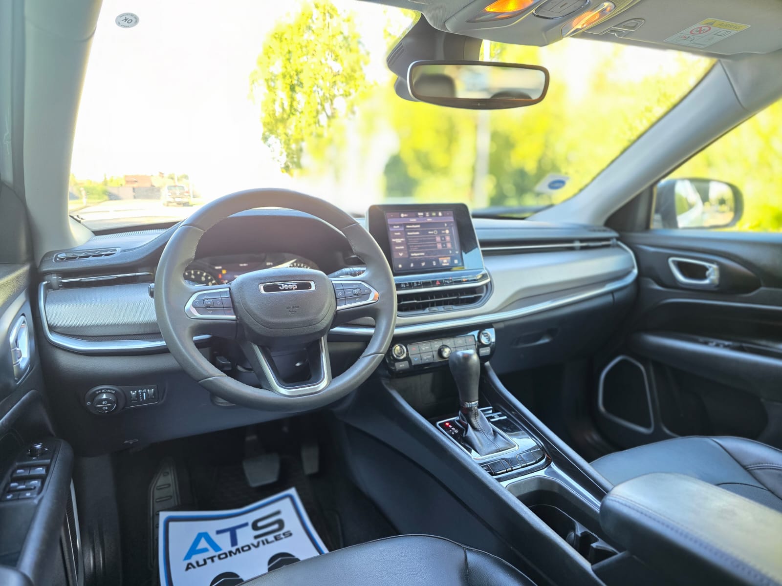 
								Jeep Compass Longitud full									