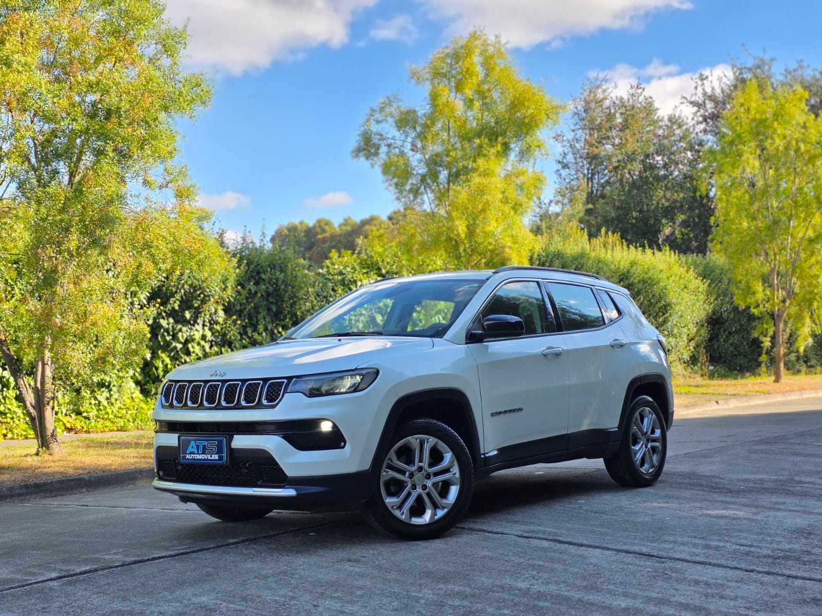 
								Jeep Compass Longitud full									