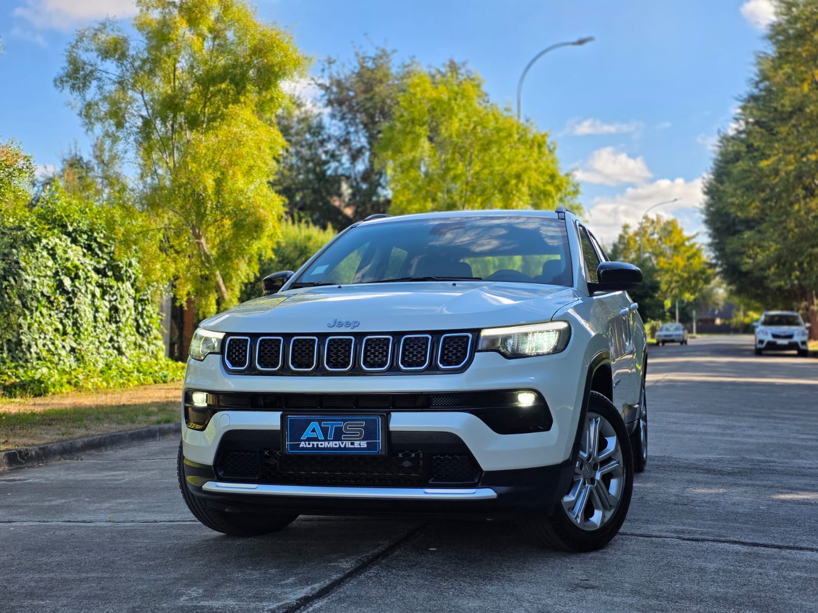 
								Jeep Compass Longitud full									
