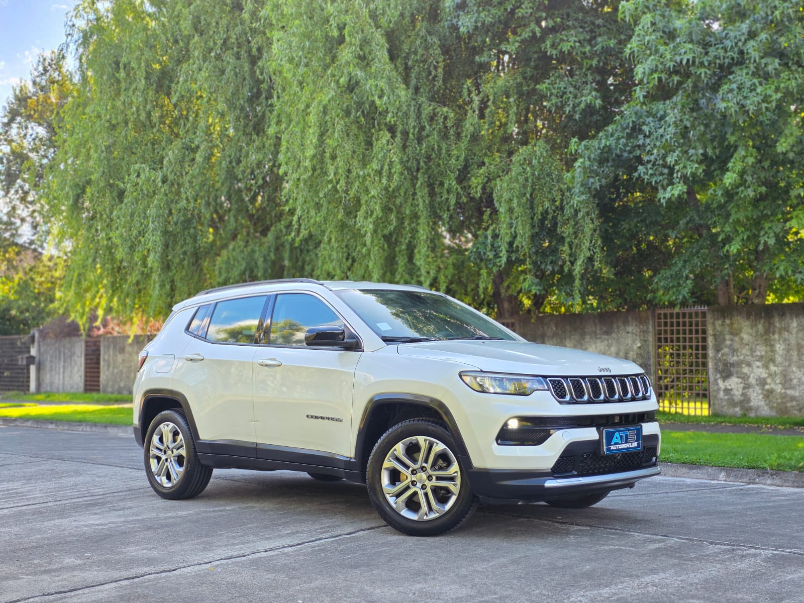 
								Jeep Compass Longitud full									