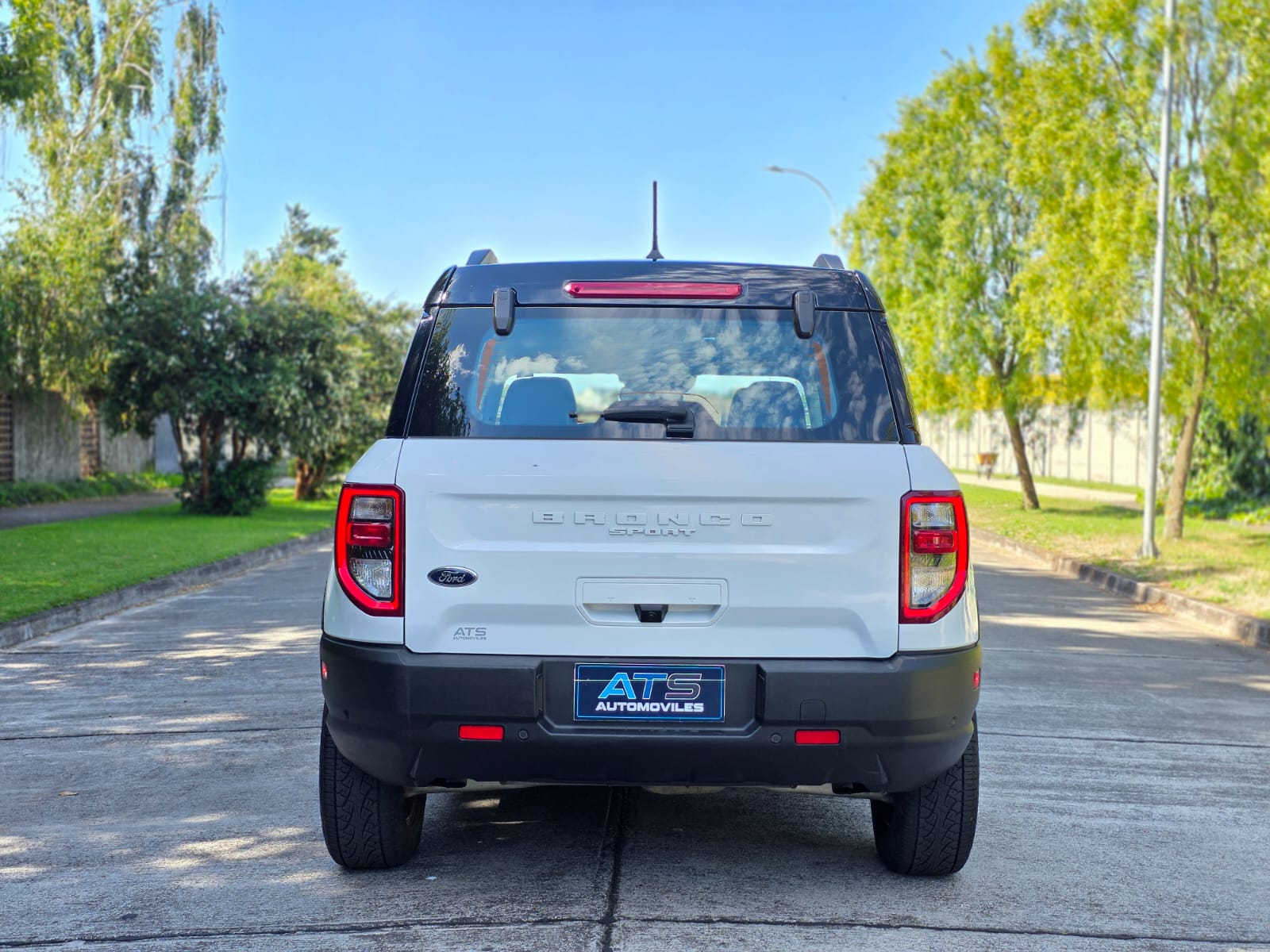 
								Ford BRONCO WILDTRAK full									