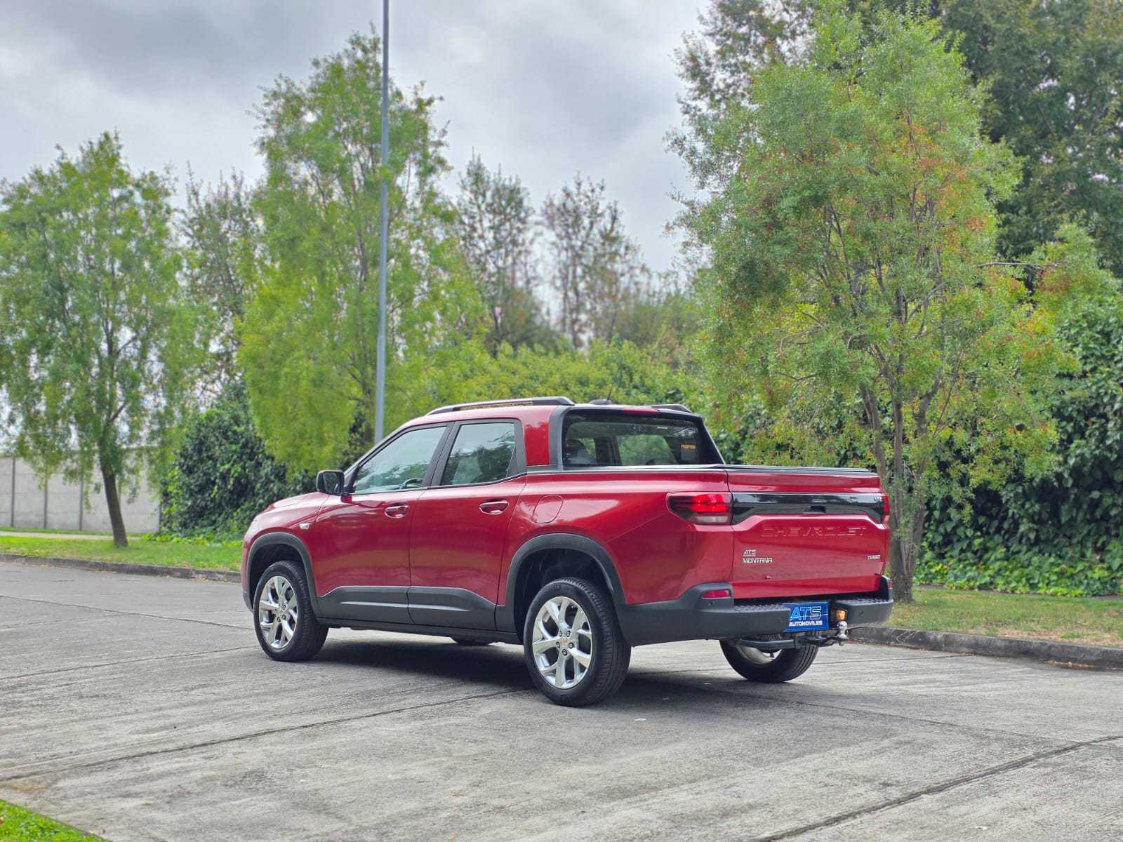 
								Chevrolet Montana LTZ full									