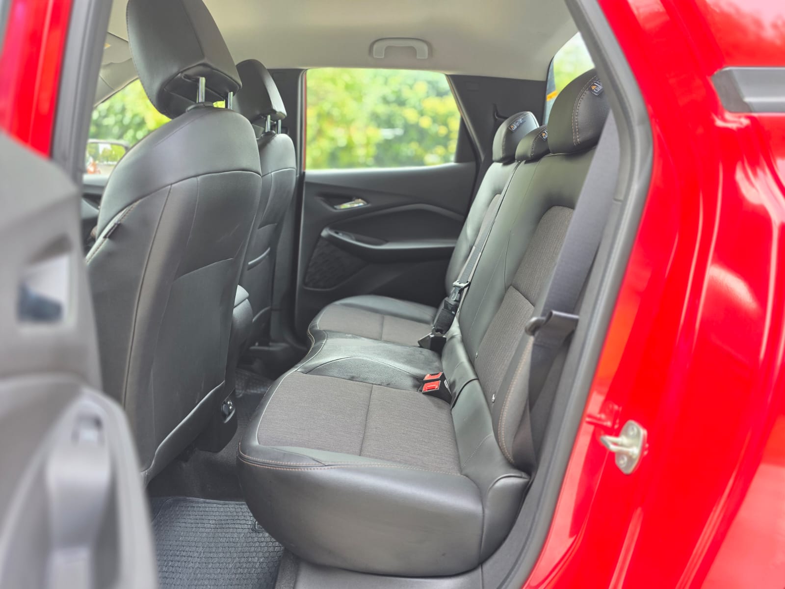 
								Chevrolet Montana LTZ full									