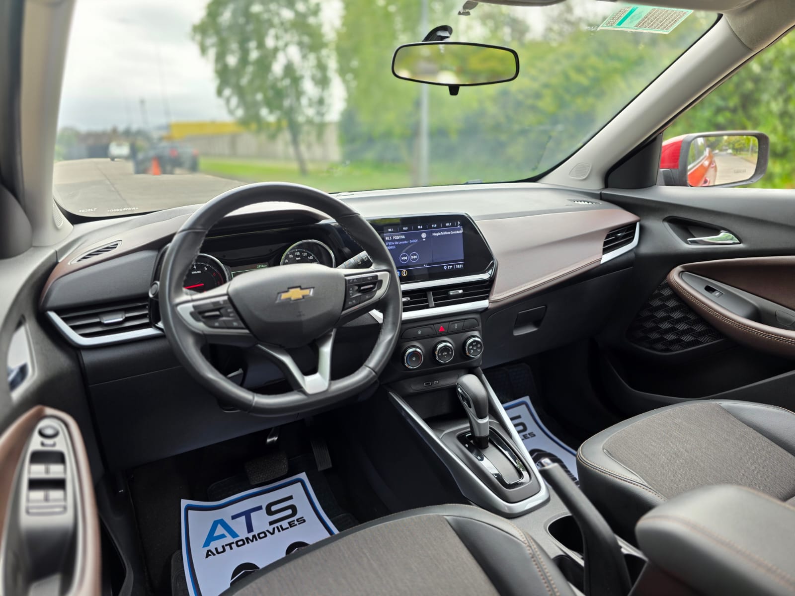 
								Chevrolet Montana LTZ full									