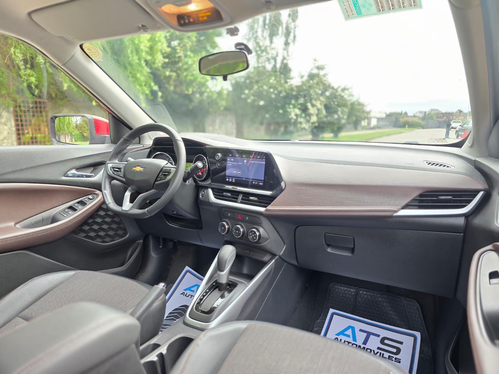 
								Chevrolet Montana LTZ full									