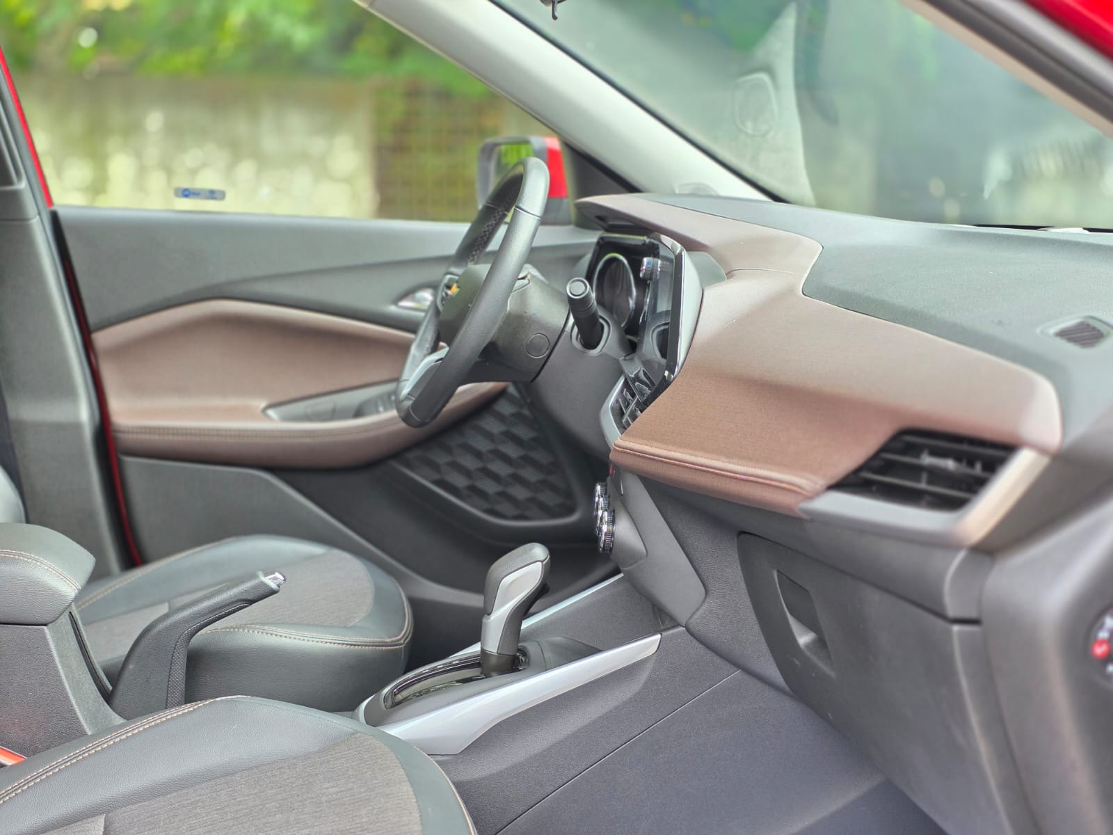 
								Chevrolet Montana LTZ full									