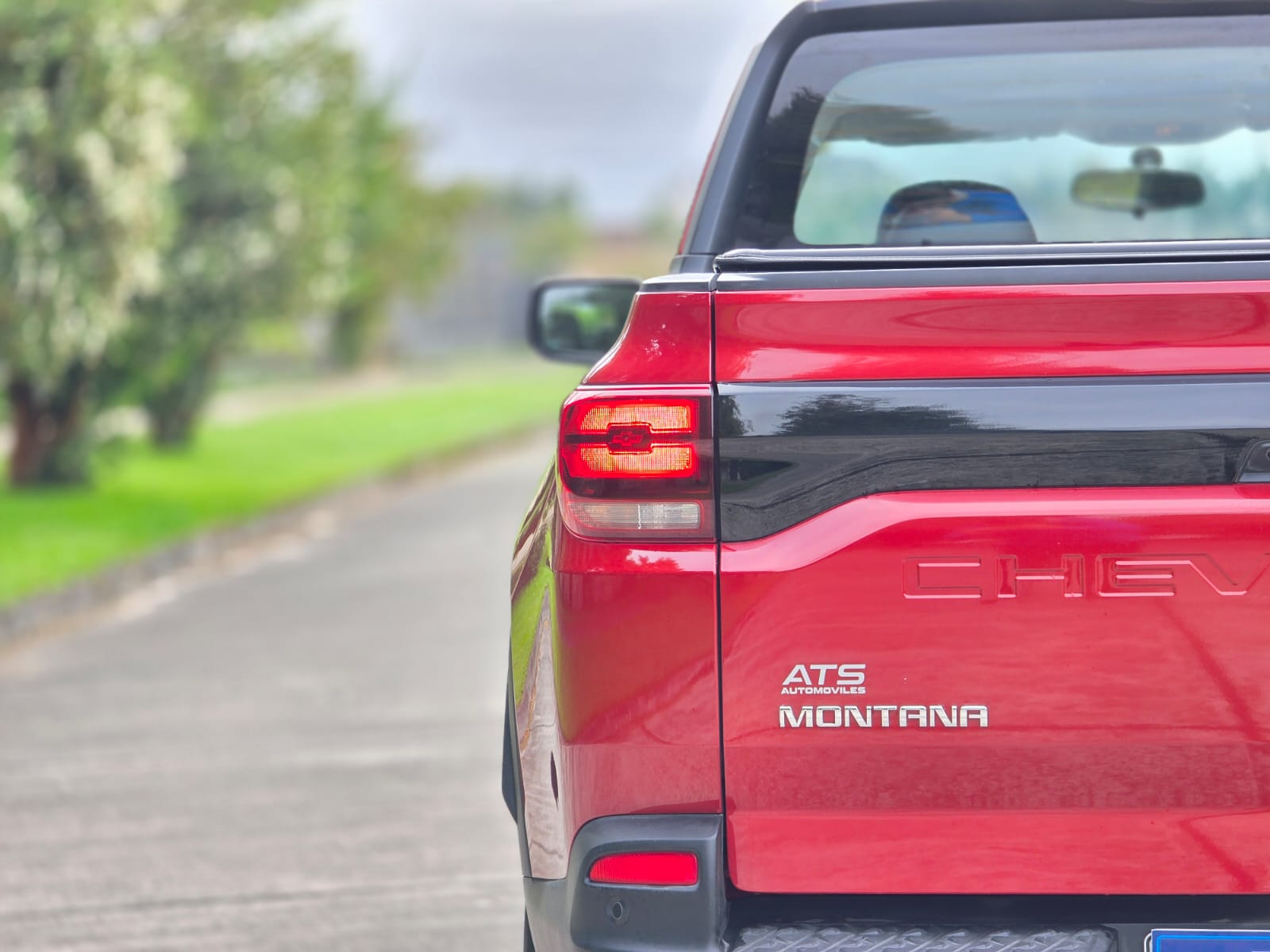 
								Chevrolet Montana LTZ full									