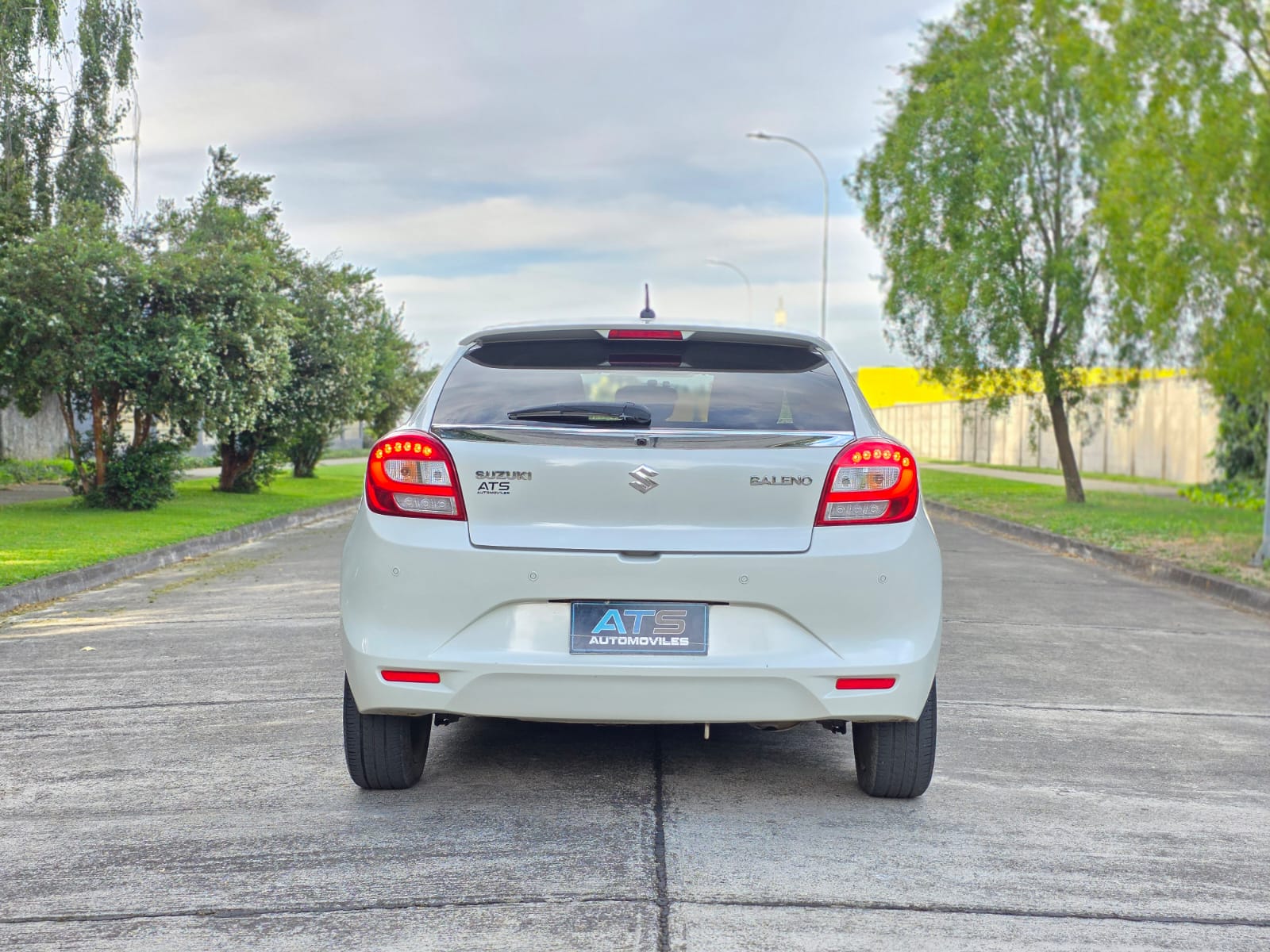 
								Suzuki Baleno GLX 1.4 full									