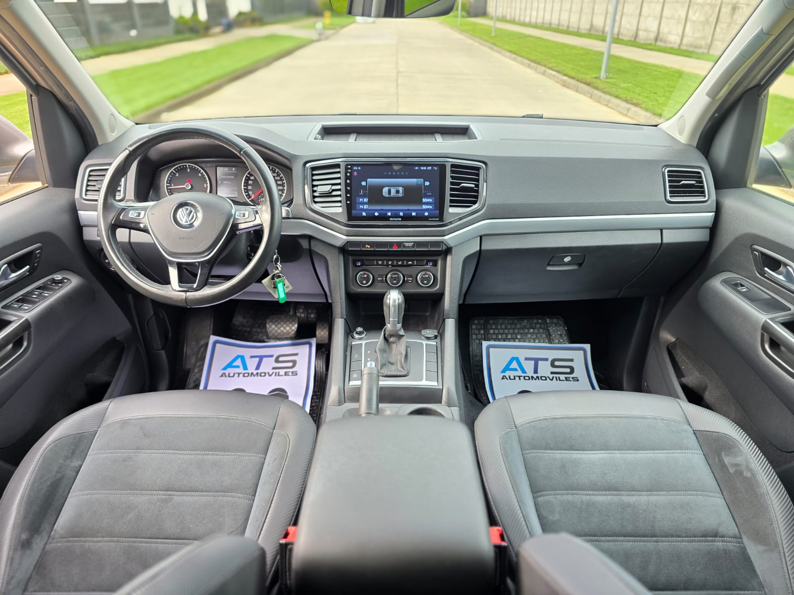 
								Volkswagen Amarok Highline full									