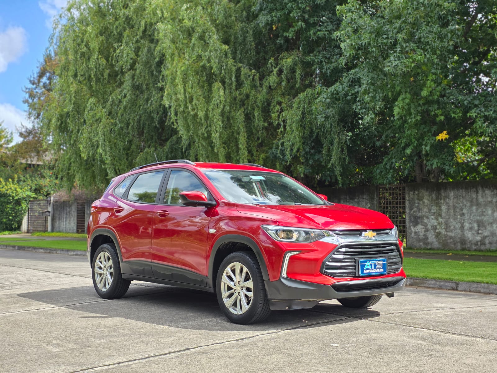 
								Chevrolet Tracker LTZ full									