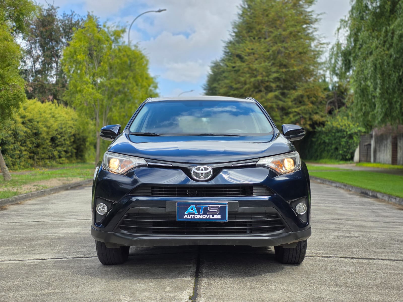 
								Toyota Rav 4 CVT full									