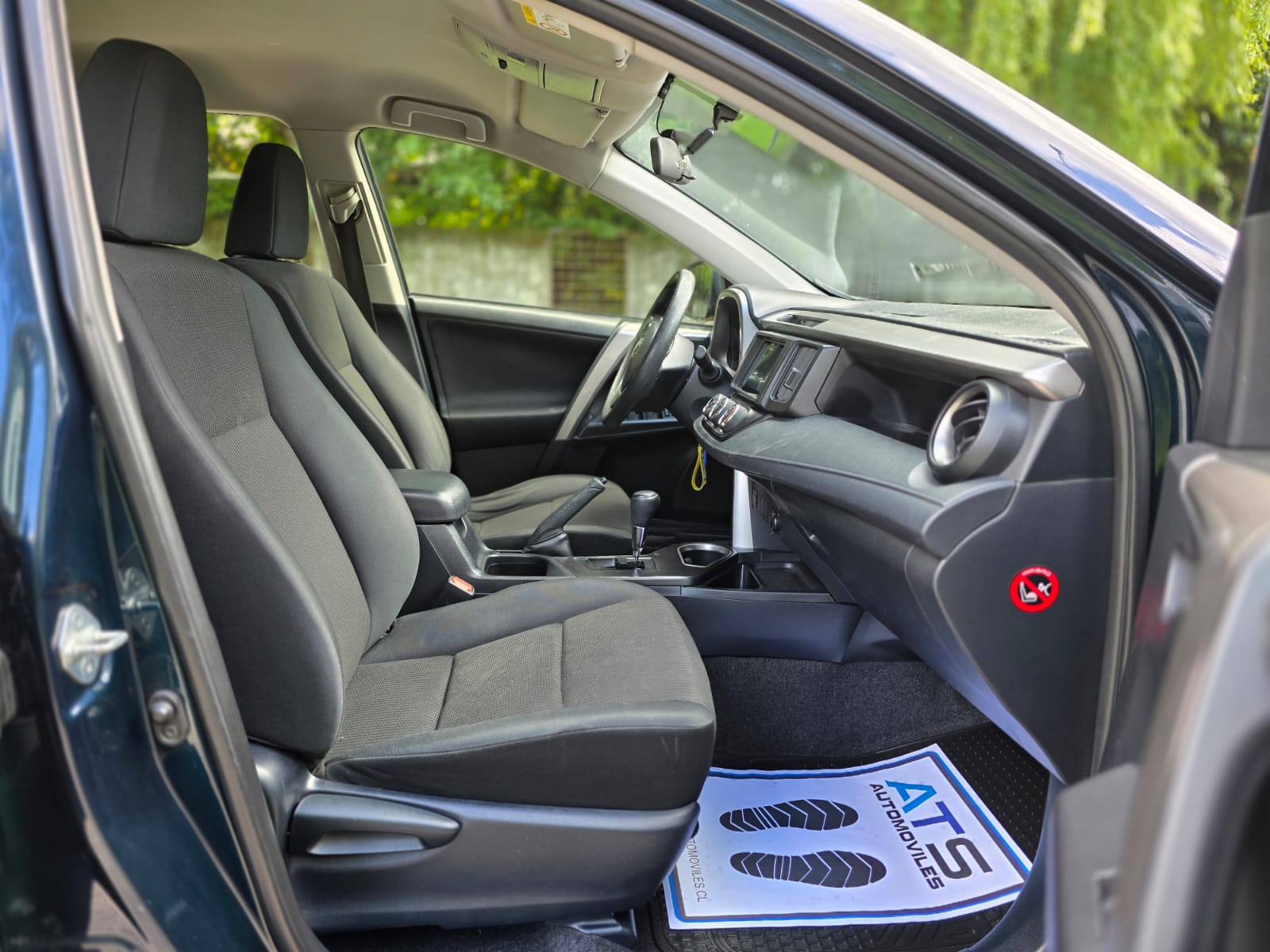 
								Toyota Rav 4 CVT full									