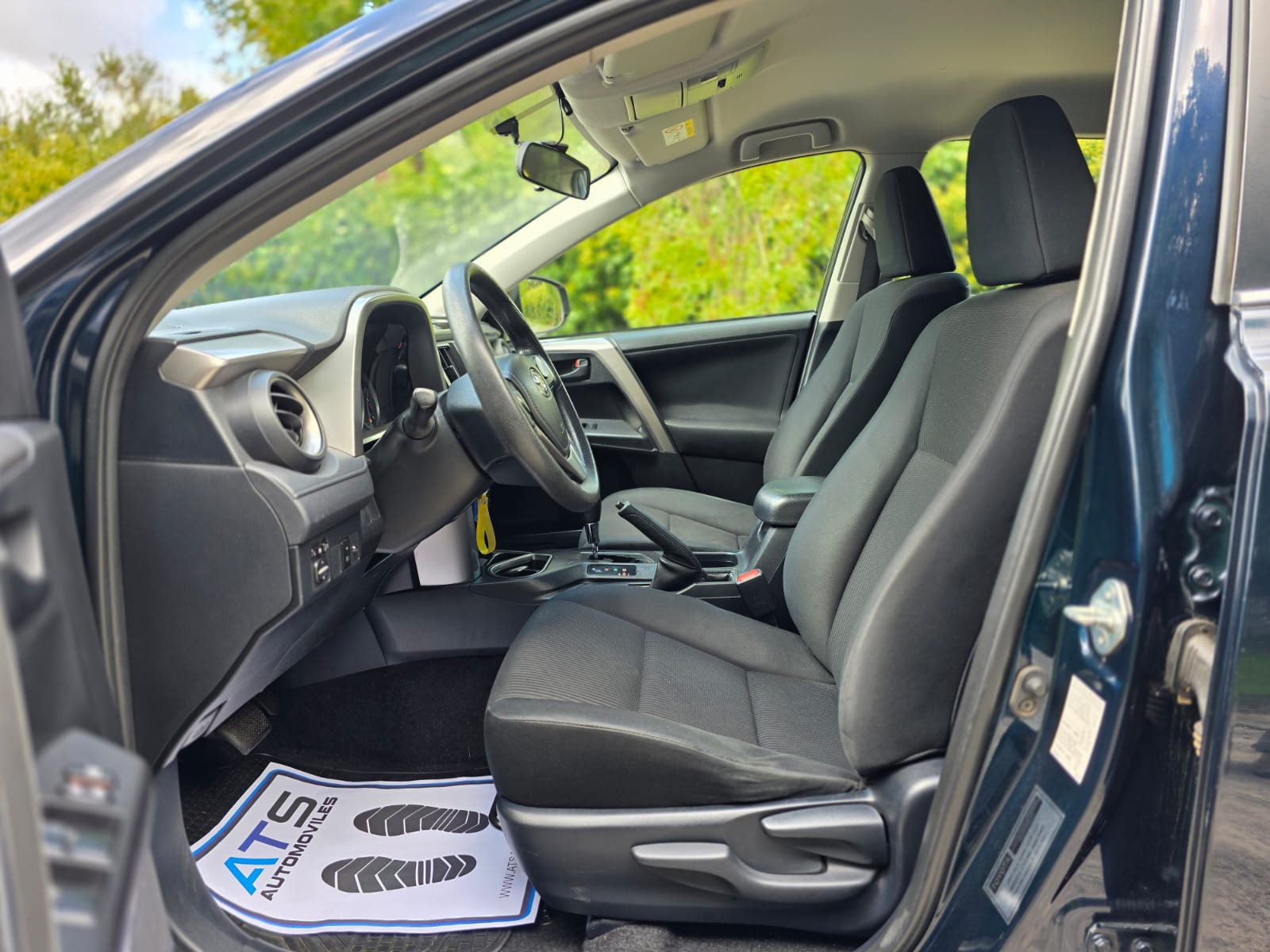 
								Toyota Rav 4 CVT full									