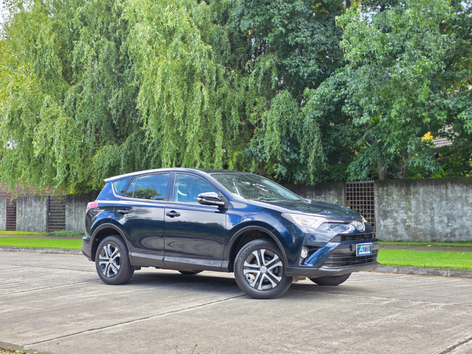 
								Toyota Rav 4 CVT full									