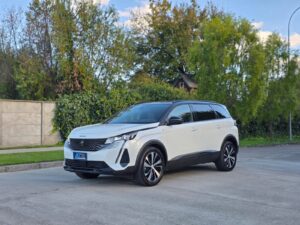 Peugeot 5008 GT BLACK PACK