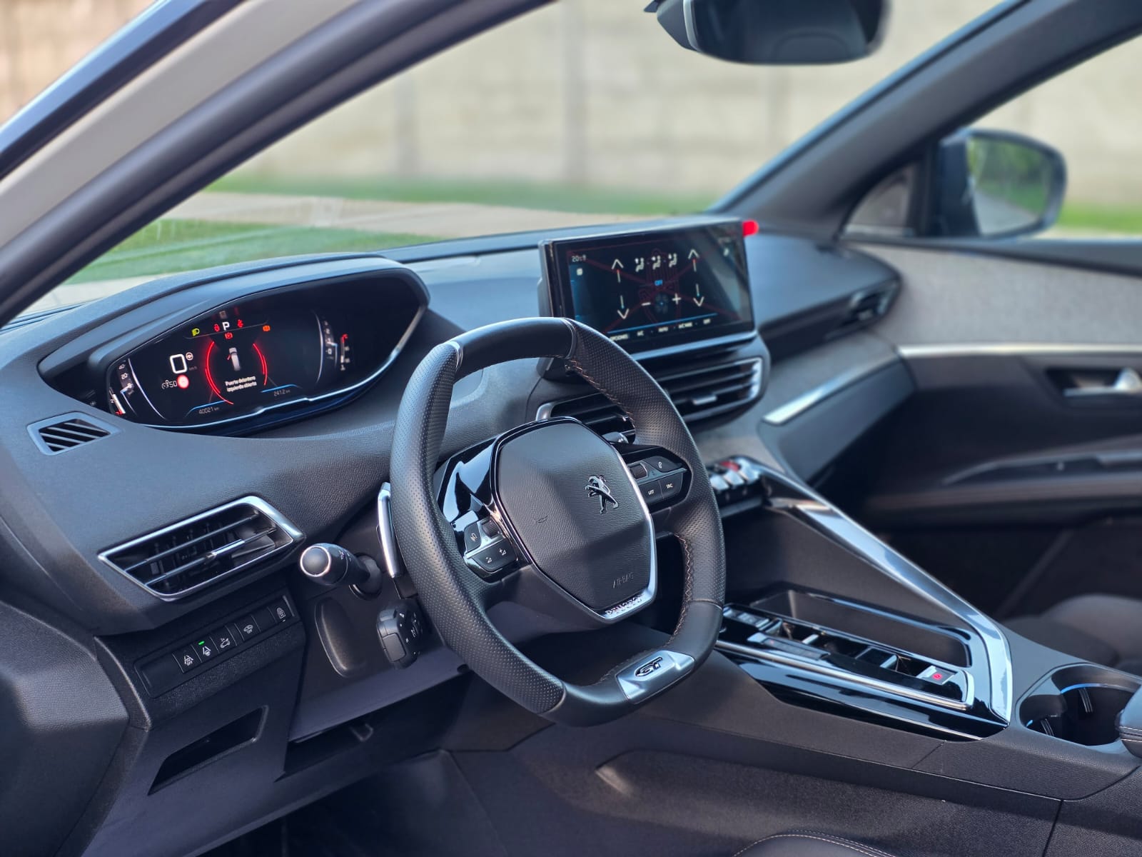 
								Peugeot 5008 GT BLACK PACK full									