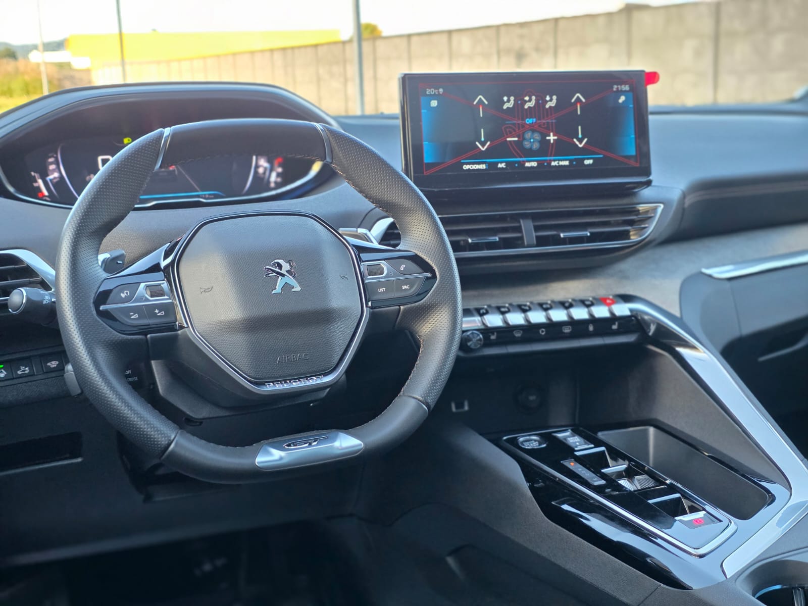 
								Peugeot 5008 GT BLACK PACK full									