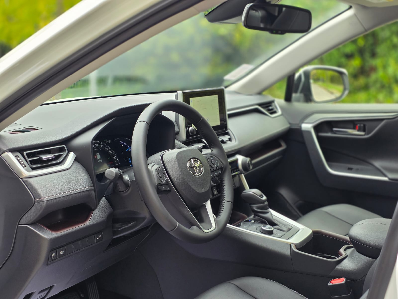 
								Toyota Rav4 LIMITED full									