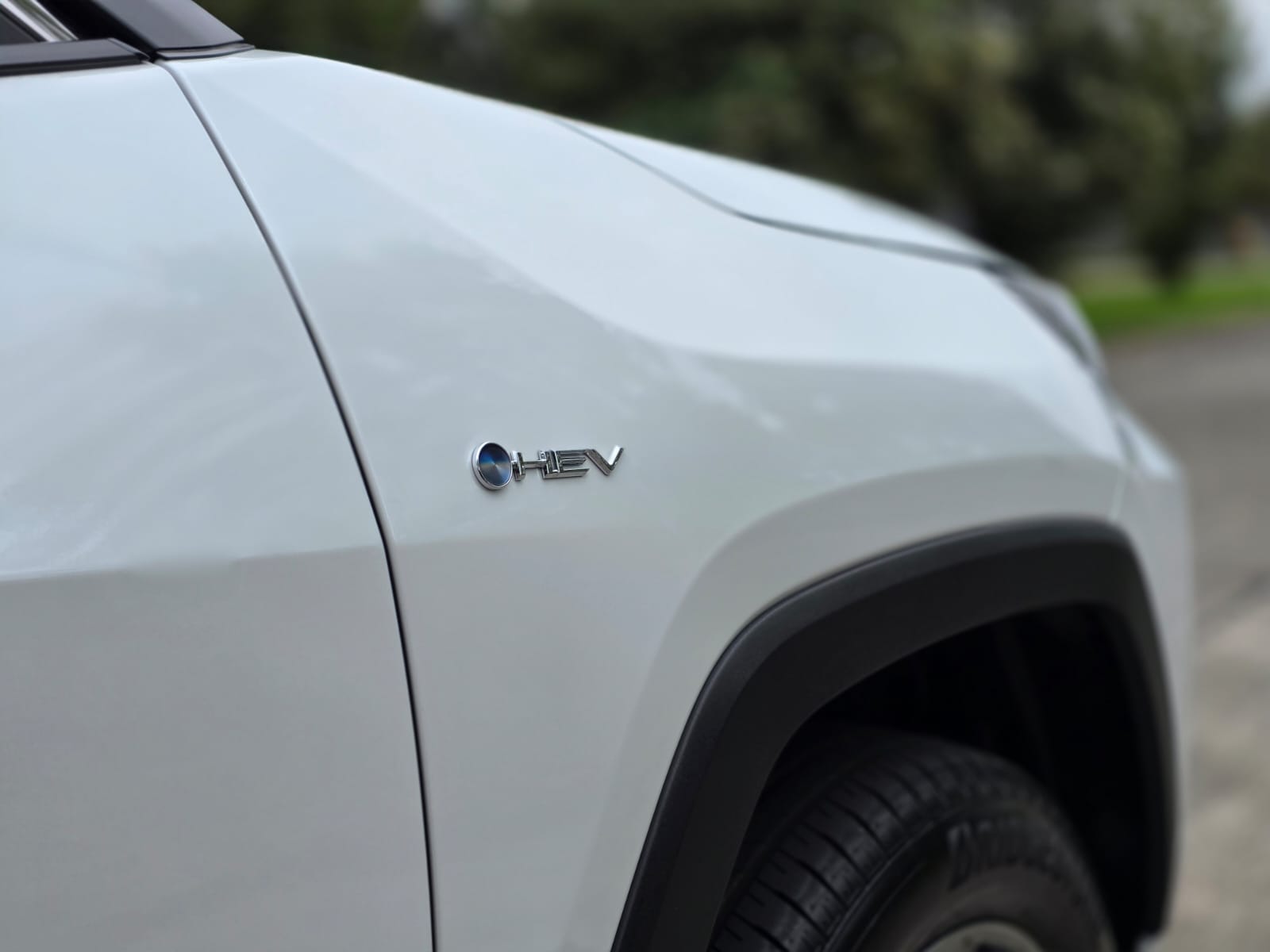 
								Toyota Rav4 LIMITED full									