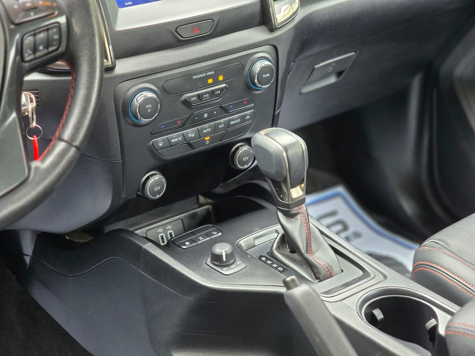 
								Ford Ranger FX4 full									