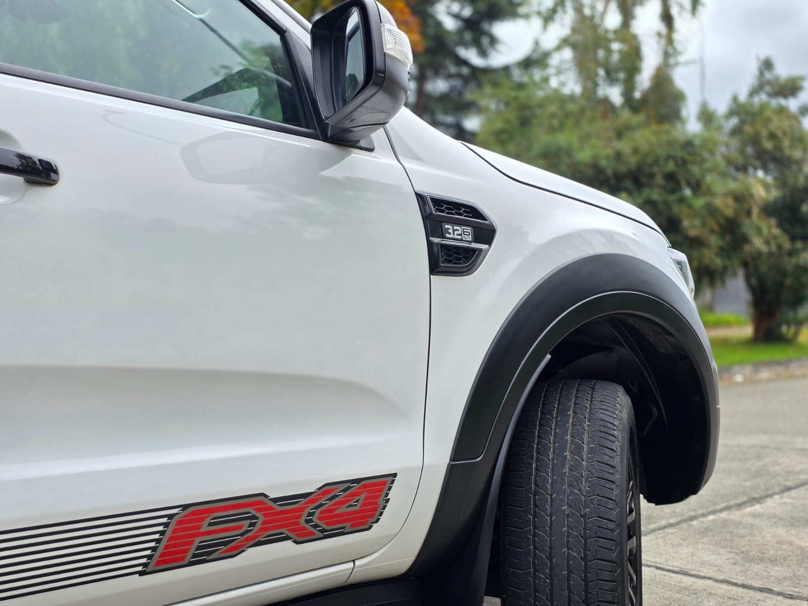 
								Ford Ranger FX4 full									