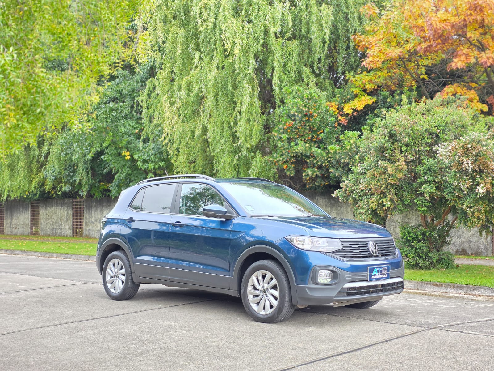 
								VOLSKWAGEN TCROSS 1.0 TSI TRENDLINE full									