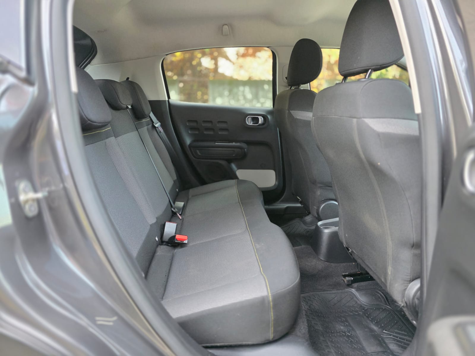 
								Citroen C3 LIVE full									