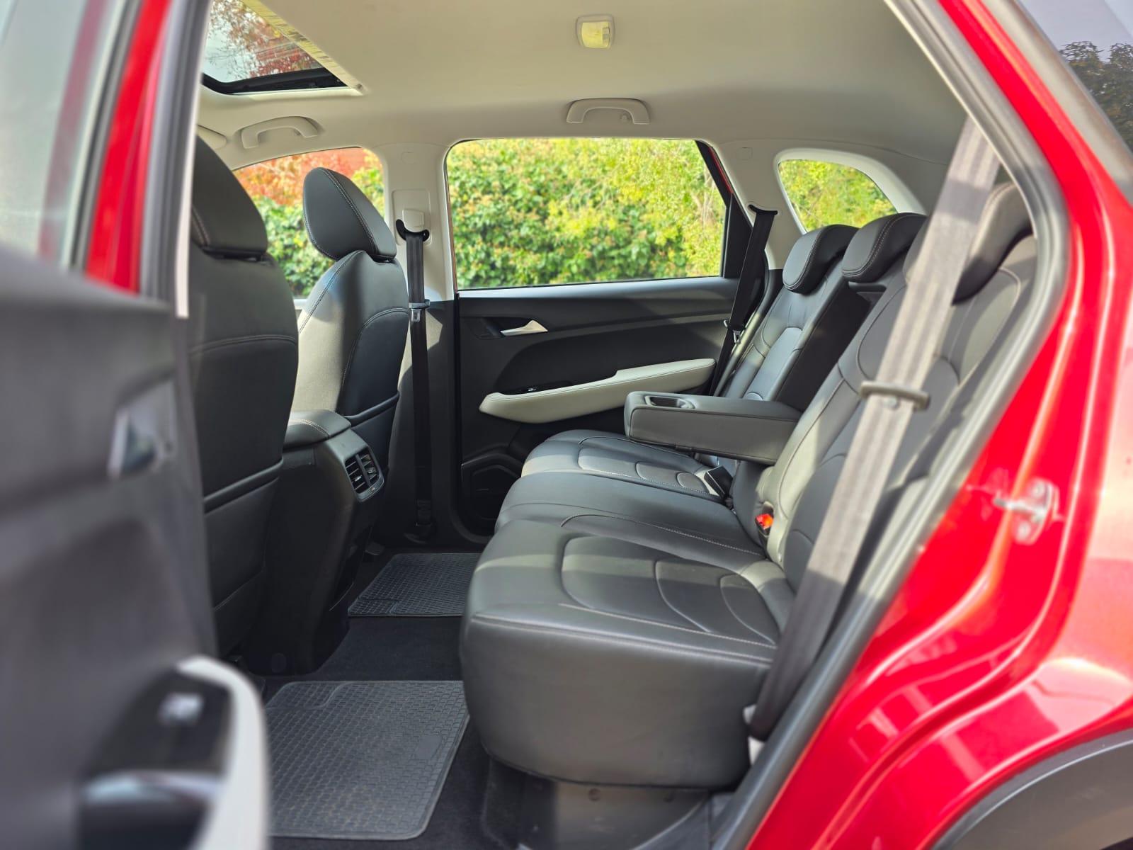 
								Chevrolet Captiva LTZ full									