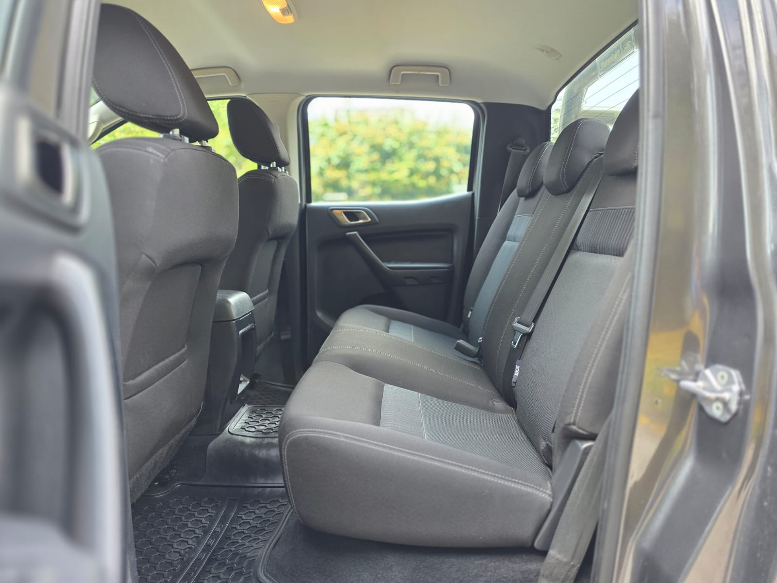 
								FORD RANGER XLT full									