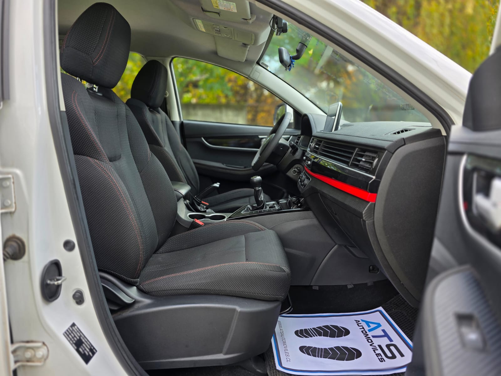 
								DONGFENG SX5 LUXURY full									