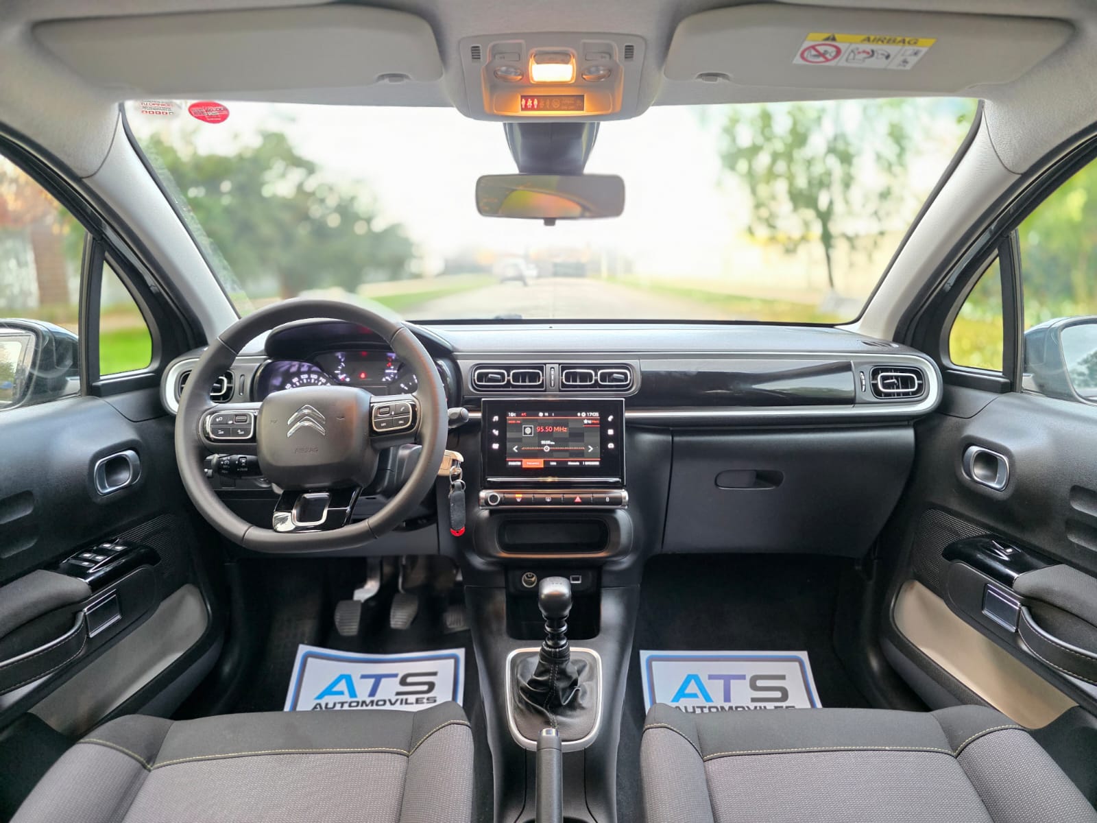 
								Citroen C3 LIVE full									