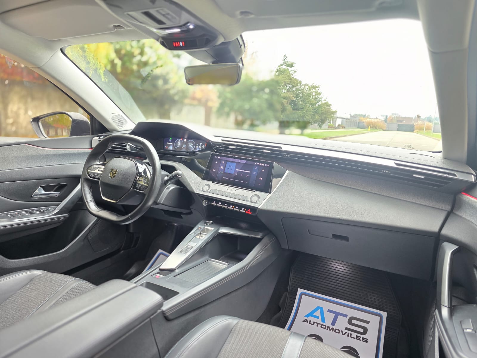 
								Peugeot 308 ALLURE full									
