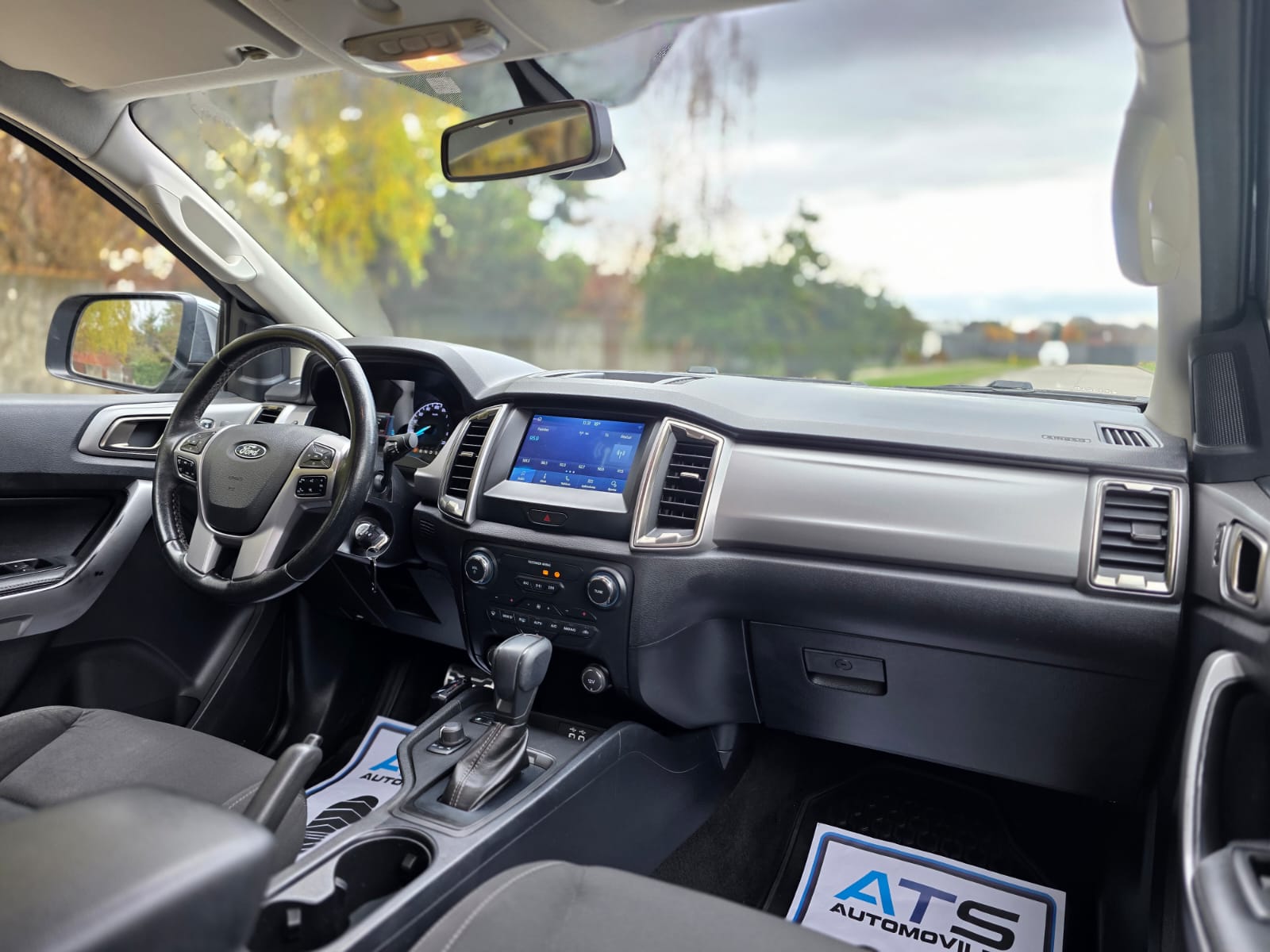 
								FORD RANGER XLT full									