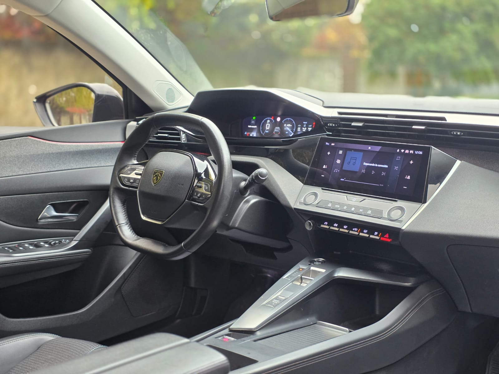 
								Peugeot 308 ALLURE full									