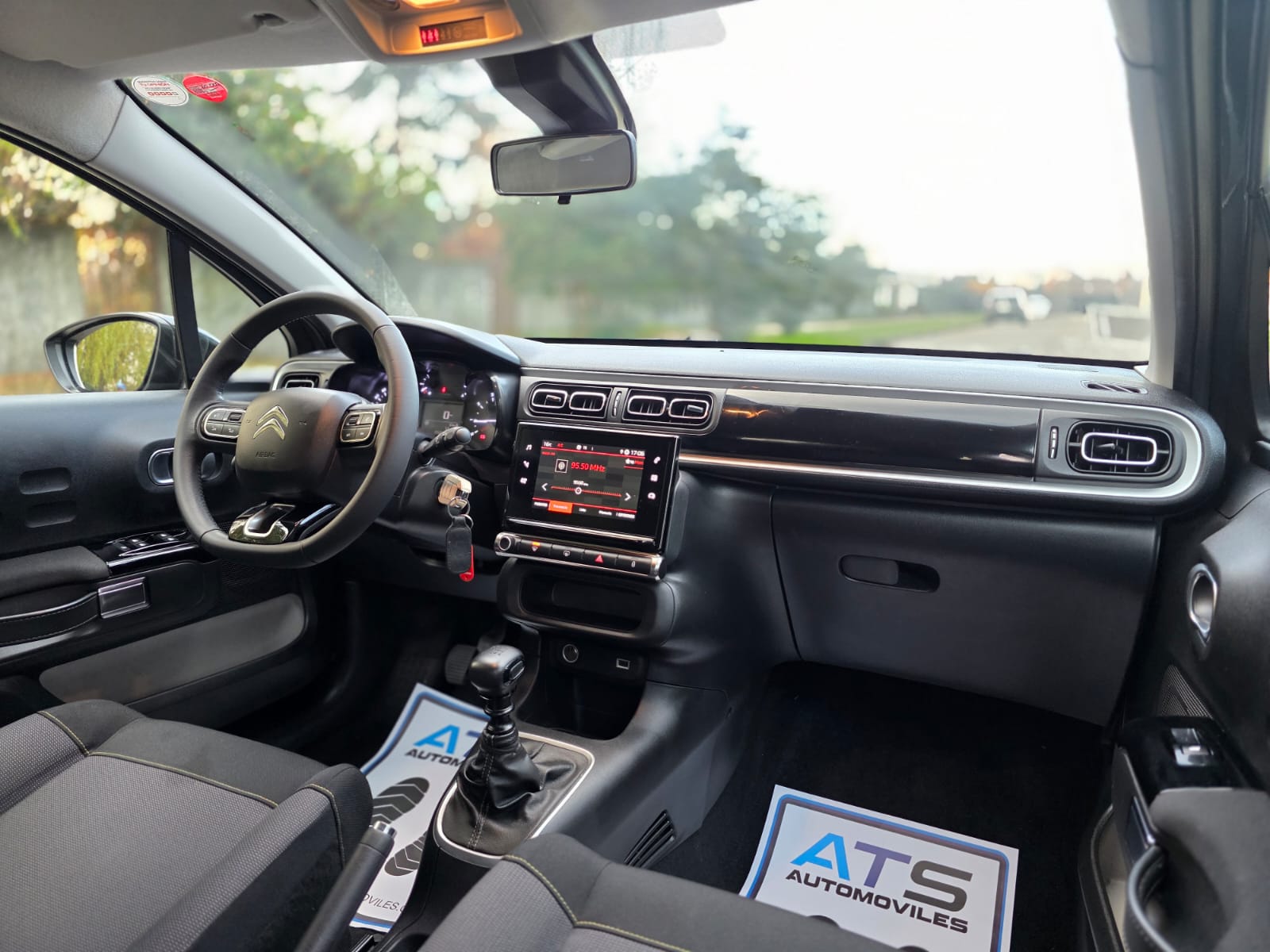 
								Citroen C3 LIVE full									