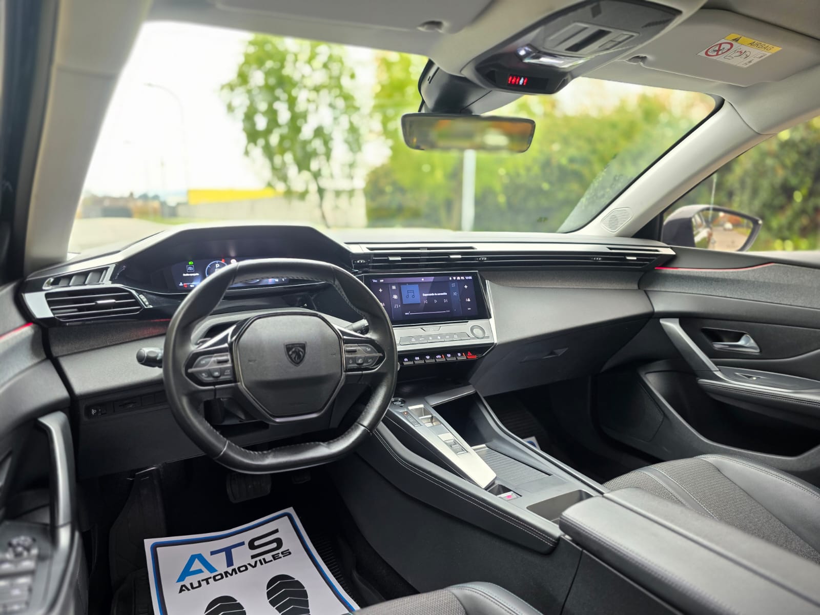 
								Peugeot 308 ALLURE full									